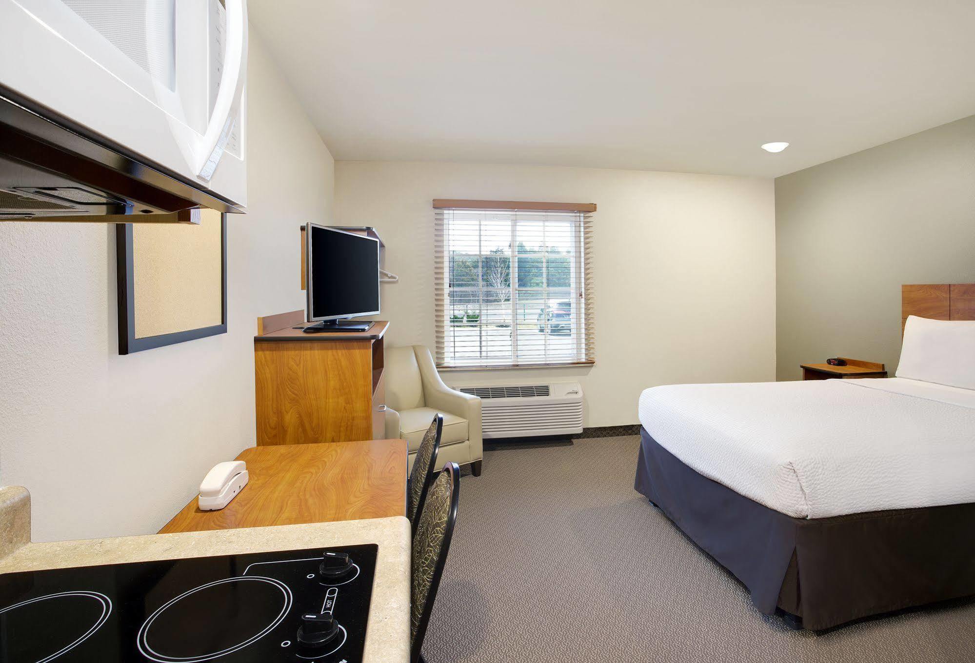 Woodspring Suites Fredericksburg Dış mekan fotoğraf